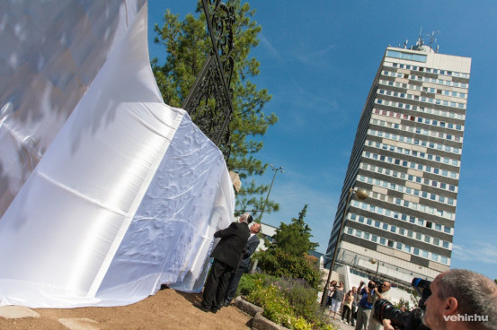 Kattintson a képre galériánkért!