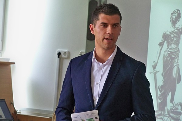 dr. Mihalovics Péter