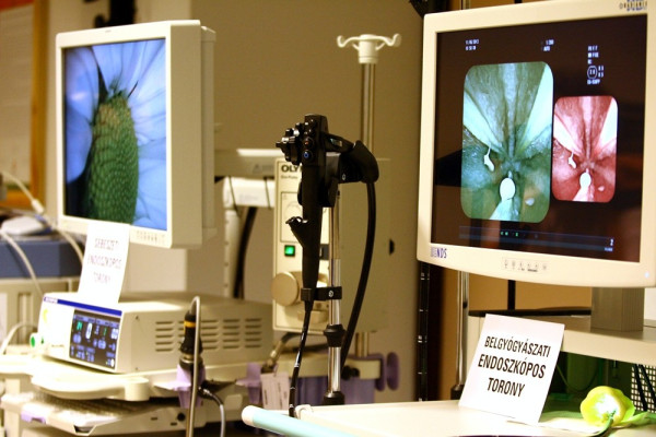 Még több fotó látható a műszerekről a képre kattintva