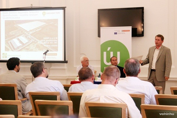 Projektzáró a pápai városházán