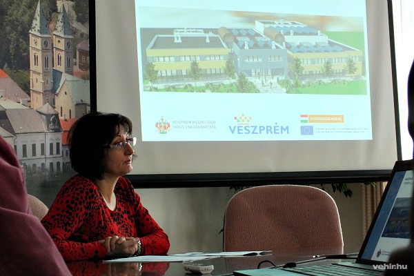 Brányi Mária az Agóra (volt HEMO) látványtervével