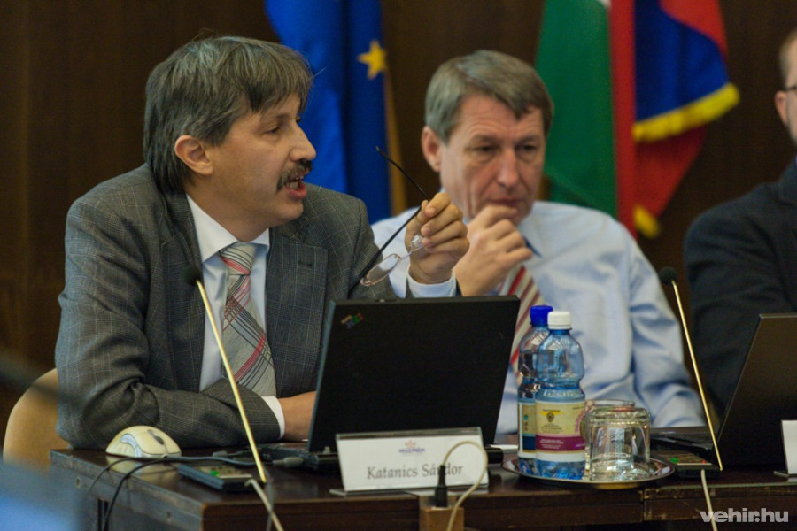 Katanics Sándor, Hartmann Ferenc