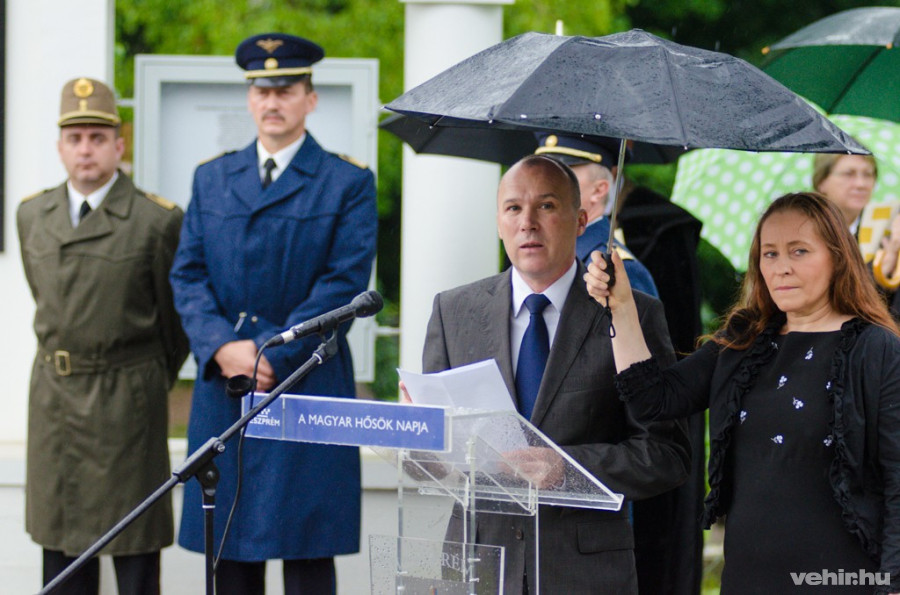 A pulpitusnál Porga Gyula