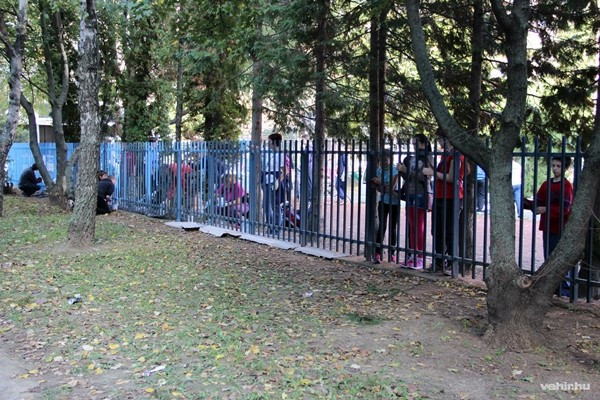 Sokan dolgoztak egyszerre a cél érdekében