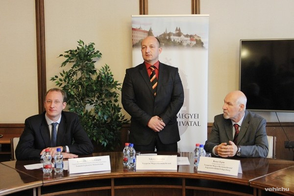 Koszorús László Gáspár, Takács Szabolcs és Roxer Egon