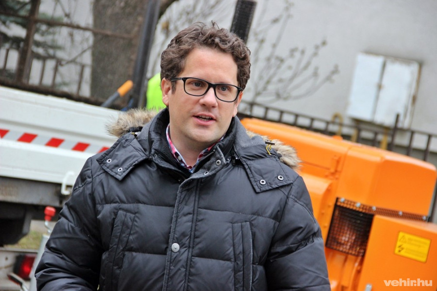 dr. Temesvári Balázs