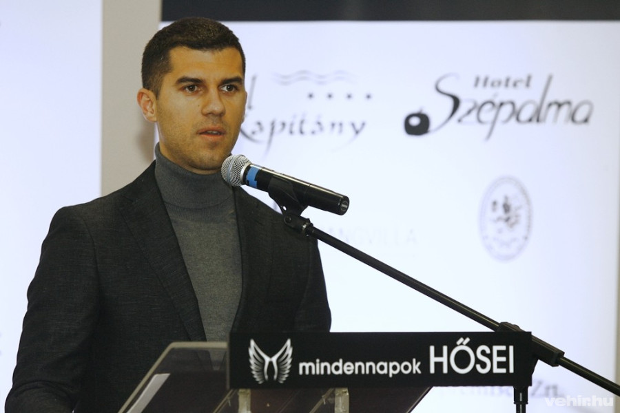 Dr. Mihalovics Péter