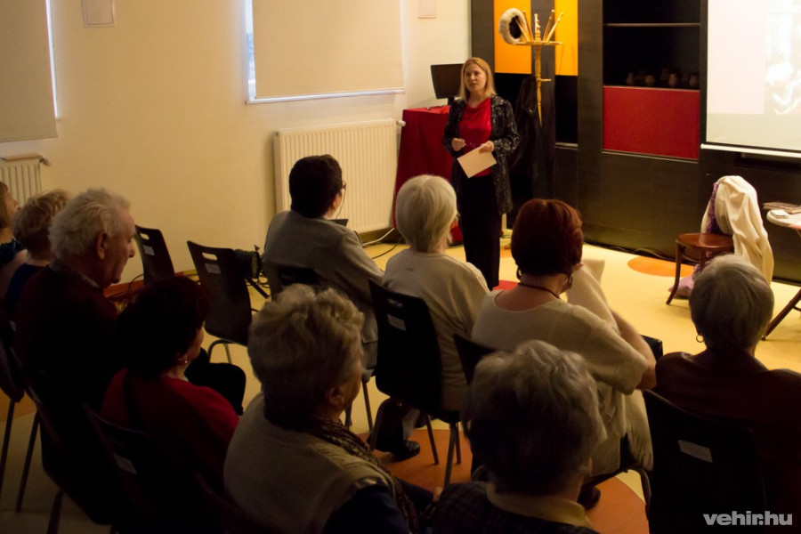 dr. Pilipkó Erzsébet