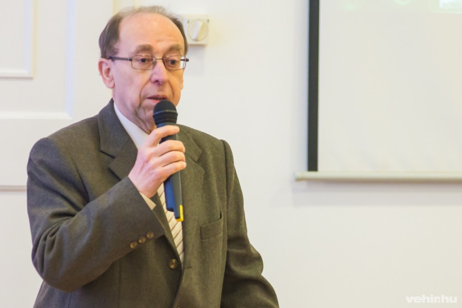 Dr. Csiszár Miklós