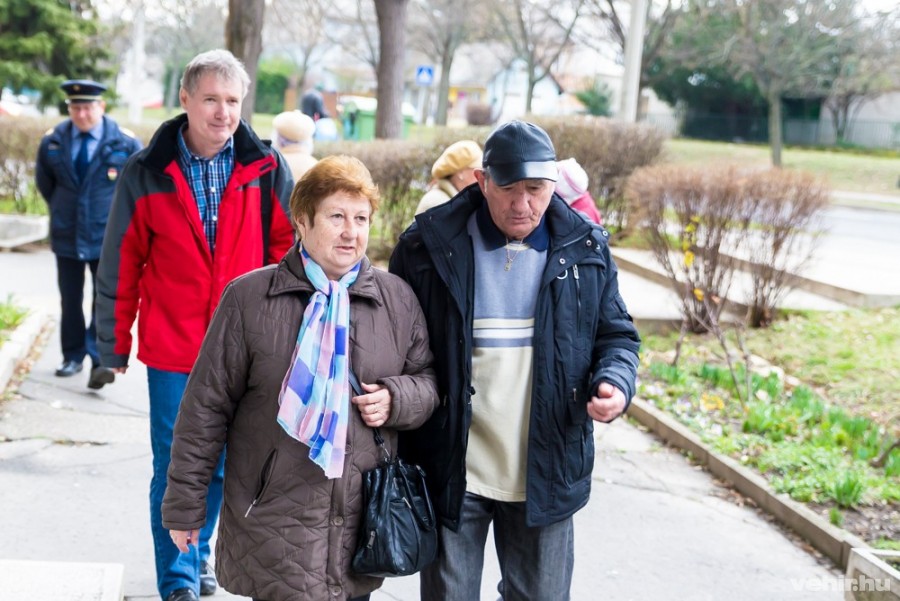 járőrözés a forgalmas útvonalakon