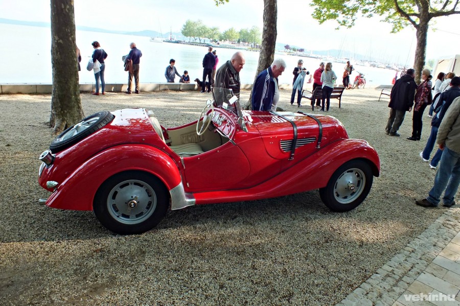 BMW 328 (1938)