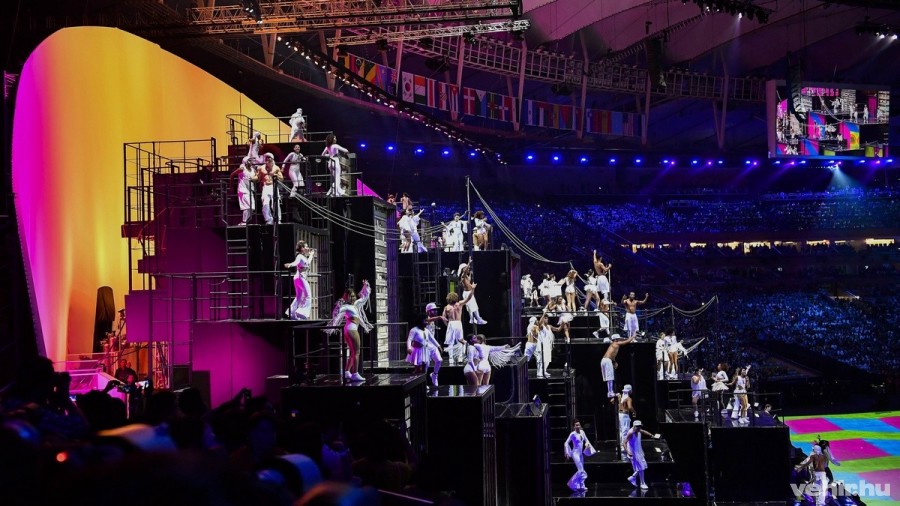 Táncosok a XXXI. nyári olimpiai játékok megnyitóünnepségén a Rio de Janeiró-i Maracana Stadionban 2016. augusztus 5-én. MTI Fotó: Czeglédi Zsolt 