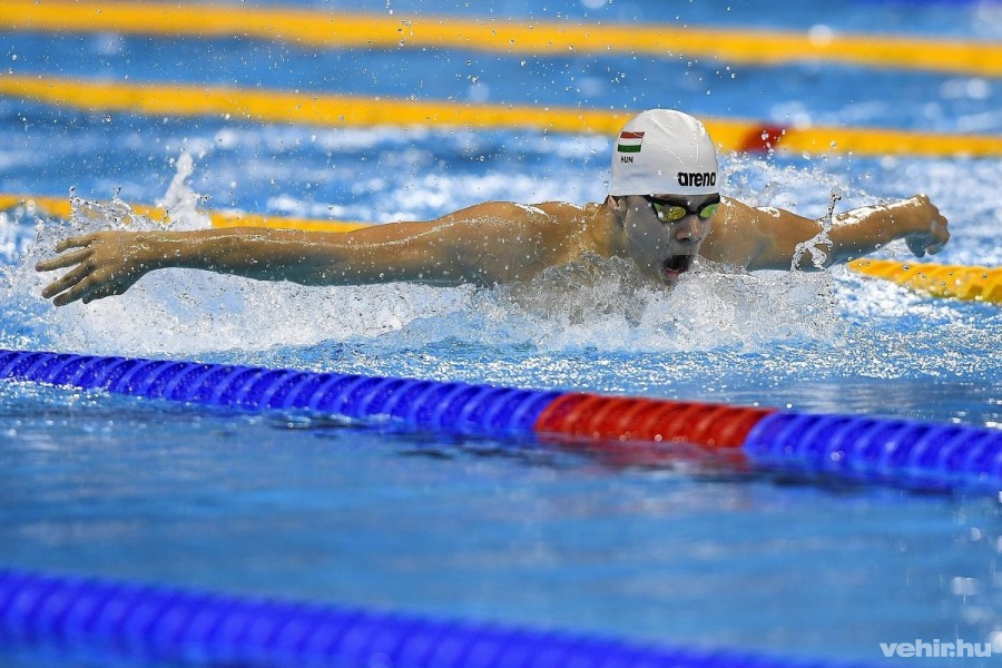 Kenderesi Tamás a riói nyári olimpia férfi 200 méteres pillangóúszás versenyszámának előfutamában a Rio de Janeiró-i Olimpiai Uszodában 2016. augusztus 8-án. Kenderesi Tamás továbbjutott az elődöntőbe. MTI Fotó: Czeglédi Zsolt 