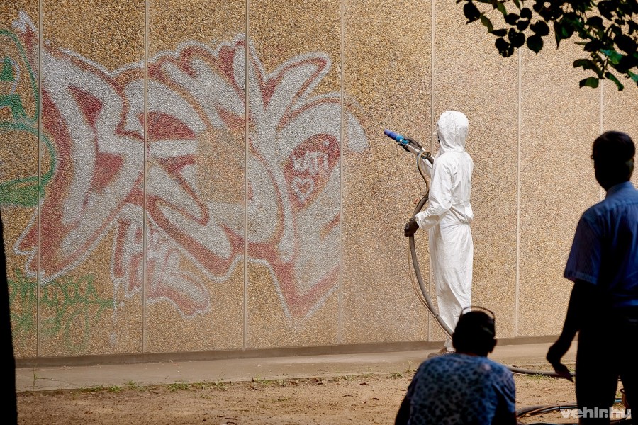Hiába szerették Katit, a graffitinek vége