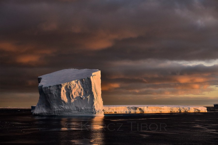 Jéghegyek, Antarktisz