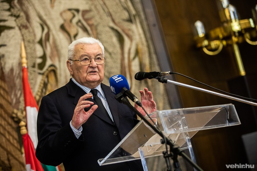 Boross Péter, Magyarország ex-miniszterelnöke
