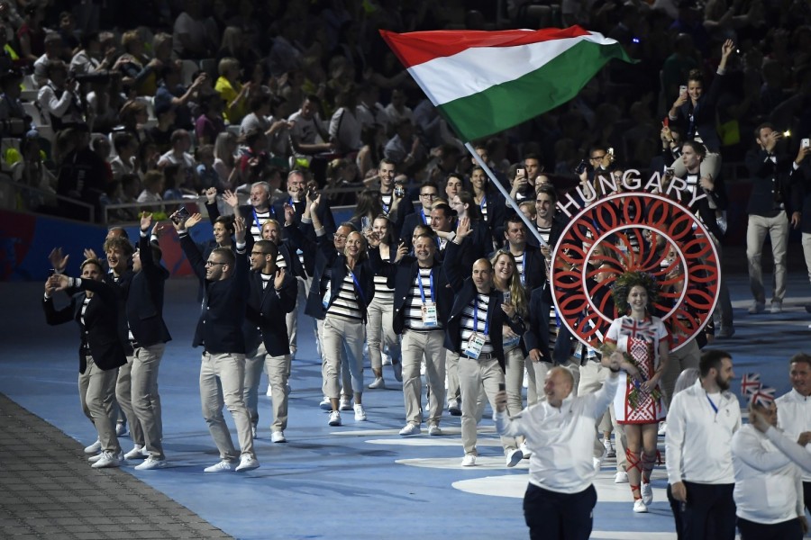 A magyar csapat tagjai a II. Európa Játékok megnyitóján a minszki Dinamo Stadionban 2019. június 21-én. MTI/Kovács Tamás