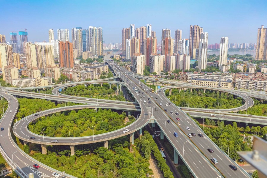 Wuhanban nem szokatlan látvány a többszintes autópálya és az ehhez hasonló közlekedési csomópontok (kép: tomtom.com)