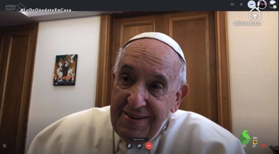 Ferenc pápa is jelentkezett már be Skype-on (fotó: magyarkurir.hu)