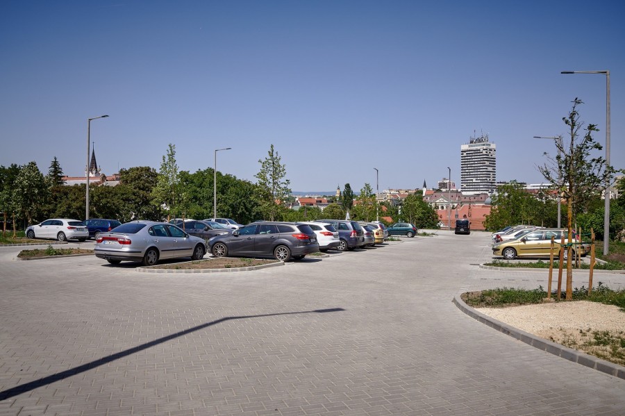 A zöld zónába került a Kádár utcai parkoló (archív)