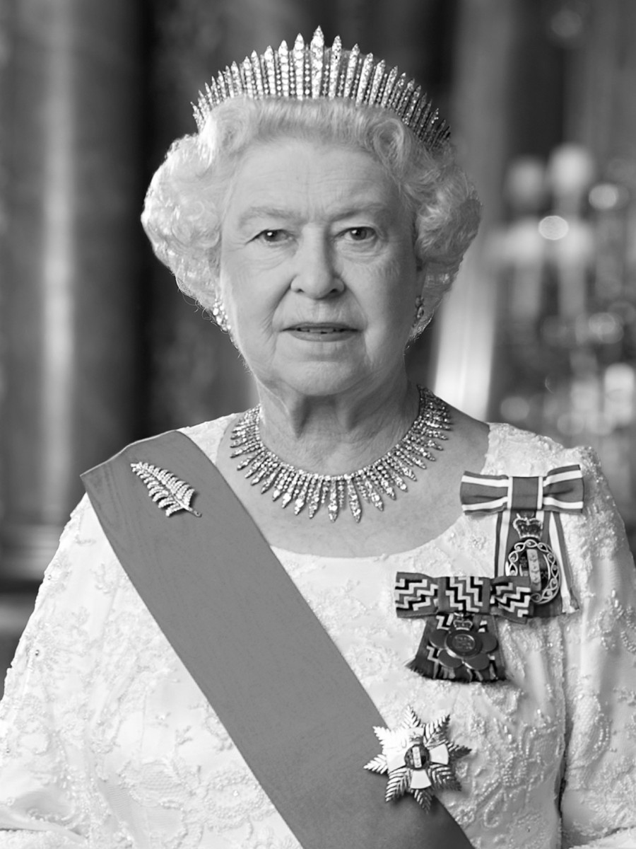Photocredits: Julian Calder for Governor-General of New Zealand - Commonwealth Day Message from Her Majesty the Queen Elizabeth II Official portrait via wikipedia