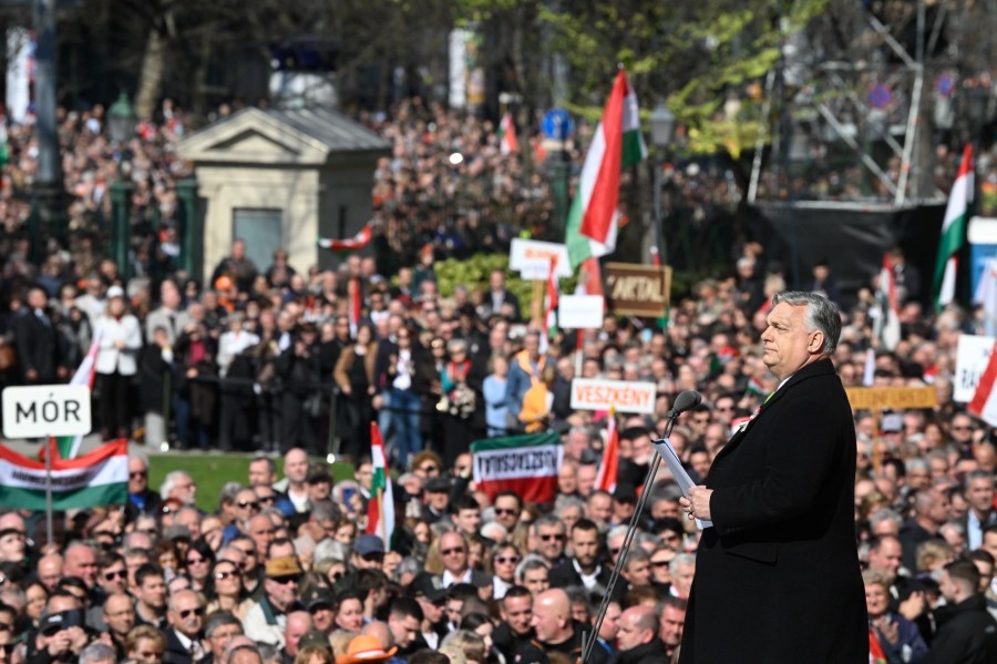 Orbán Viktor miniszterelnök beszédet mond az 1848/49-es forradalom és szabadságharc 176. évfordulója alkalmából tartott állami díszünnepségen a Múzeumkertben 2024. március 15-én. MTI/Koszticsák Szilárd