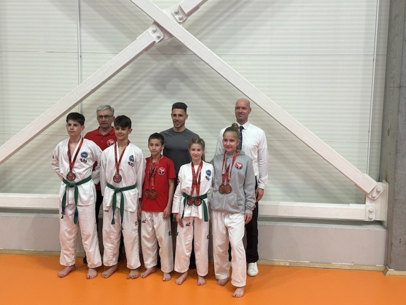 Two competitions and twenty-three medals – Veszprém Taekwon-do SE excels