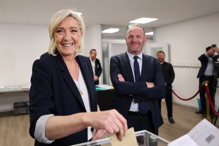 Marine Le Pen a szavazáson (Fotó: Francois Lo Presti/AFP/Getty Images)