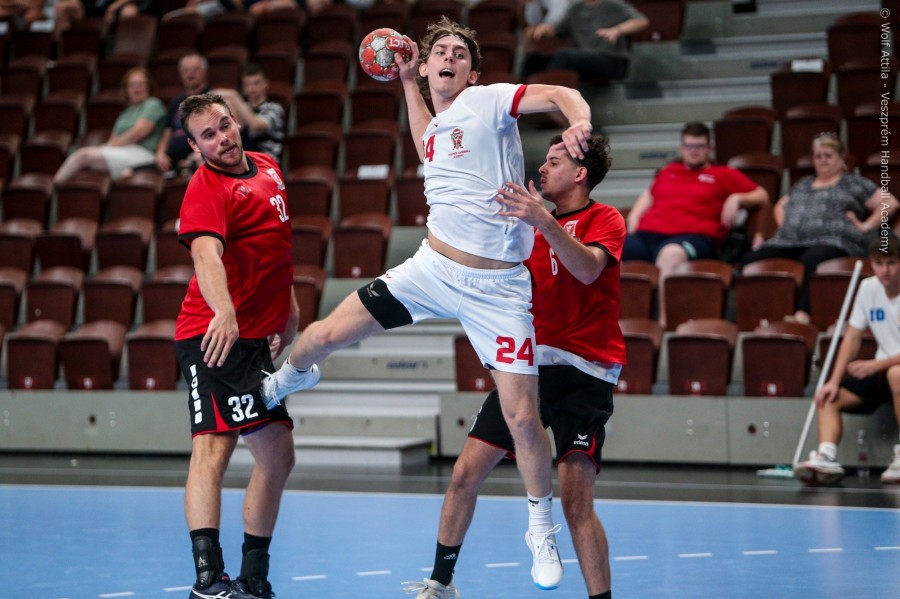 Janowszky Botond 7 góllal volt a Veszprém Handball Academy legeredményesebb játékosa - Fotó: Wolf Attila - Veszprém Handball Academy