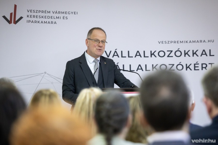 Navracsics Tibor