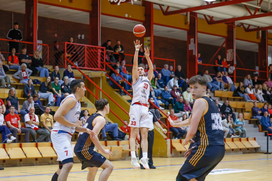 Fotó: Szász Péter / veszpremkosar,hu