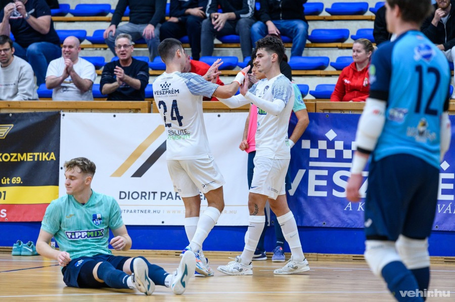 Veszprémi továbbjutás a kupasorozatban (archív fénykép)