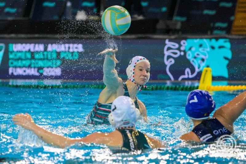Vályi Vanda a női vízilabda Európa-bajnokság B csoportjának második fordulójában játszott Magyarország - Románia mérkőzésen a funchali Olimpiai Uszodakomplexumban 2026. január 27-én. MTI/Szigetváry Zsolt