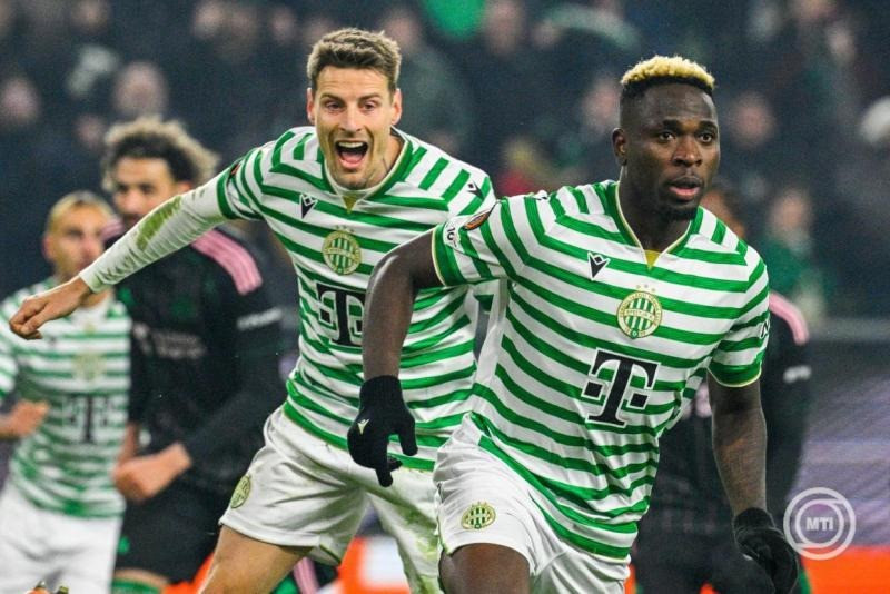 Bamidele Yusuf, a Ferencváros játékosa örül, miután gólt szerzett a labdarúgó Európa-liga alapszakaszának 7. fordulójában játszott Ferencváros - Panathinaikosz mérkőzésen a Groupama Arénában 2026. január 22-én. MTI/Purger Tamás