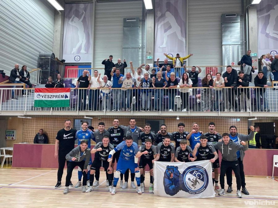 Szurkolóival ünnepelhetett a Veszprém (archív fénykép)