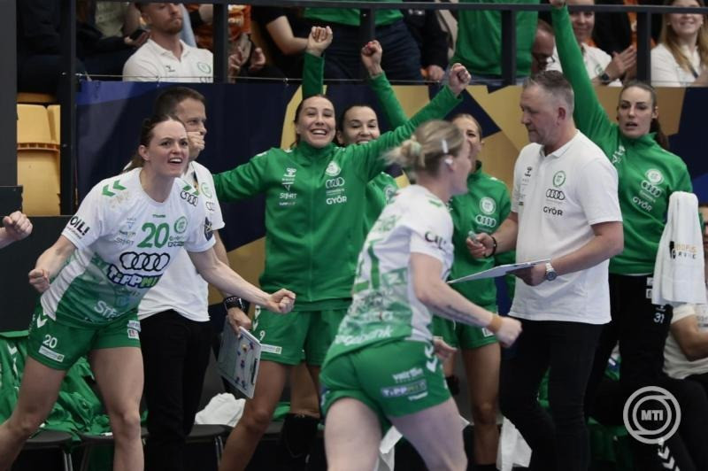 Odense, 2026. április 19. A Győr játékosai a női kézilabda Bajnokok Ligája negyeddöntőjének első, Odense HB-Győri Audi ETO KC mérkőzésén a dániai Odensében 2026. április 19-én. MTI/EPA/Ritzau/Robert Wengler