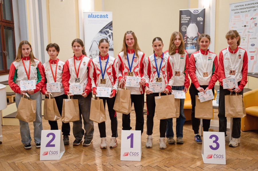 Barát Jázmin csapatban bronzérmet szerzett