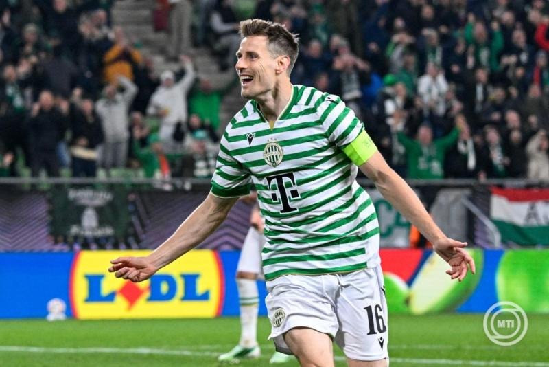 Kristoffer Zachariassen, a Ferencváros játékosa, miután gólt szerzett a labdarúgó Európa-liga alapszakasza második fordulójának Ferencvárosi TC – FC Viktoria Plsen mérkőzésén a Groupama Arénában 2026. október 15-én. MTI/Vasvári Tamás