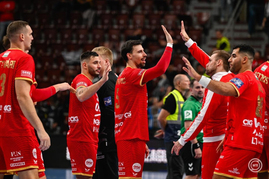 A Veszprém játékosai a férfi kézilabda Bajnokok Ligája csoportkörében játszott One Veszprém HC - RK Partizan AdmiralBet mérkőzés után a One Veszprém Arénában 2026. október 14-én. A mérkőzést az One Veszprém HC nyerte 38-28-ra. MTI/Vasvári Tamás