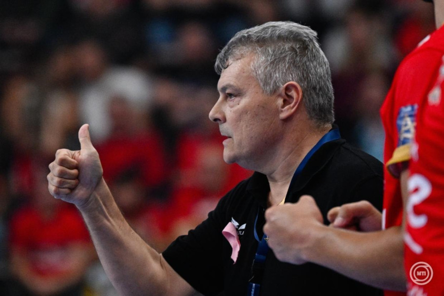 Xavi Pascual, a One Veszprém HC vezetőedzője a férfi kézilabda Bajnokok Ligája csoportkörében játszott One Veszprém HC - Füchse Berlin mérkőzésen a One Veszprém Arénában 2026. október 21-én. MTI/Vasvári Tamás